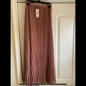 Dusty Rose Pleated Maxi Skirt